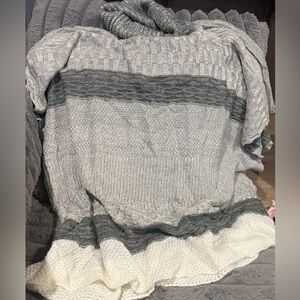 New Cozy gray Striped one size collar open sides cape